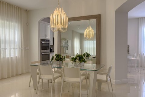 House in Parkland, Florida 4 bedrooms, 277.03 sq.m. № 1887859 - photo 13