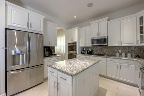 House in Parkland, Florida 4 bedrooms, 277.03 sq.m. № 1887859 - photo 20