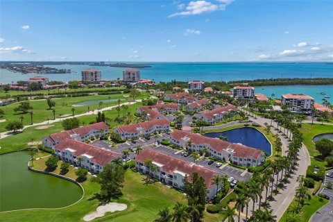 Copropriété à vendre à Saint Petersburg, Floride: 2 chambres, 106.37 m2 № 2126032 - photo 30