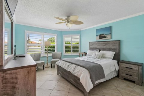 Copropriété à vendre à Saint Petersburg, Floride: 2 chambres, 106.37 m2 № 2126032 - photo 13