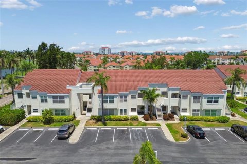 Copropriété à vendre à Saint Petersburg, Floride: 2 chambres, 106.37 m2 № 2126032 - photo 24