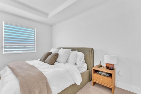 Touwnhouse à vendre à Miami, Floride: 3 chambres, 157.47 m2 № 1935347 - photo 28