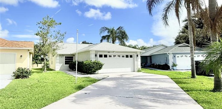 Villa ou maison à Melbourne, Floride 3 chambres, 96.99 m2 № 1898475
