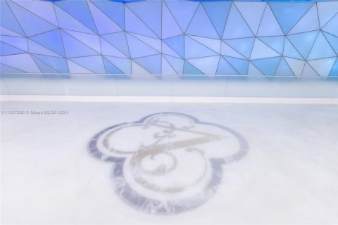 Copropriété à vendre à Sunny Isles Beach, Floride: 5 chambres, 580.73 m2 № 2022592 - photo 9