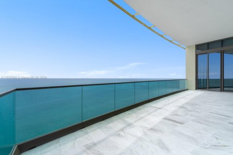 Copropriété à vendre à Sunny Isles Beach, Floride: 5 chambres, 580.73 m2 № 2022592 - photo 17