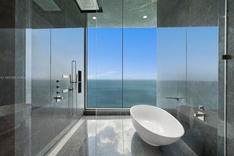 Copropriété à vendre à Sunny Isles Beach, Floride: 5 chambres, 580.73 m2 № 2022592 - photo 26