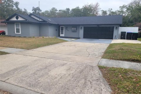 House in Orlando, Florida 3 bedrooms, 113.81 sq.m. № 1512482 - photo 1