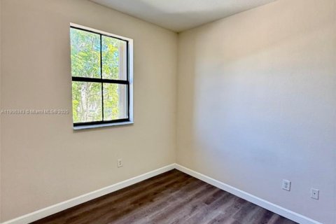 Townhouse in Homestead, Florida 4 bedrooms, 180.79 sq.m. № 1956915 - photo 21