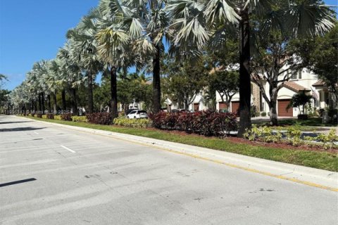 Townhouse in Homestead, Florida 4 bedrooms, 180.79 sq.m. № 1956915 - photo 27