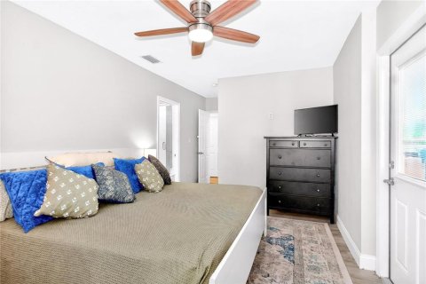 Casa en venta en Tampa, Florida, 3 dormitorios, 137.22 m2 № 2200072 - foto 20