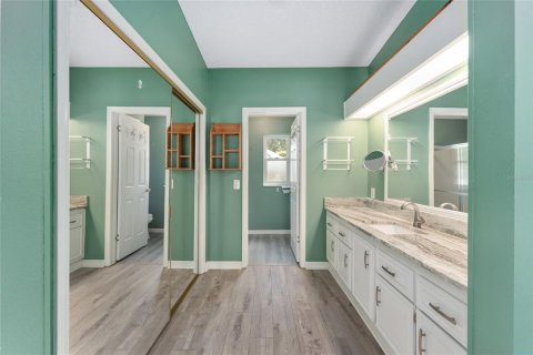 Apartment in Lady Lake, Florida 2 bedrooms, 144.18 sq.m. № 2226640 - photo 17