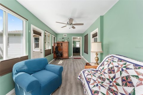 Apartment in Lady Lake, Florida 2 bedrooms, 144.18 sq.m. № 2226640 - photo 16