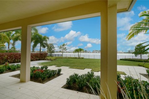 Villa ou maison à vendre à Parkland, Floride: 4 chambres, 342.81 m2 № 1999413 - photo 10