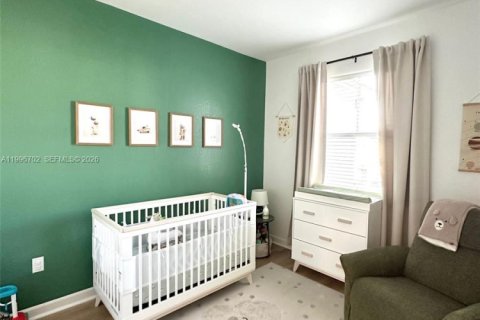 Adosado en venta en Miami, Florida, 3 dormitorios, 157.47 m2 № 2058821 - foto 12