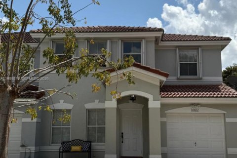 Townhouse in Miami, Florida 3 bedrooms, 162.86 sq.m. № 2057961