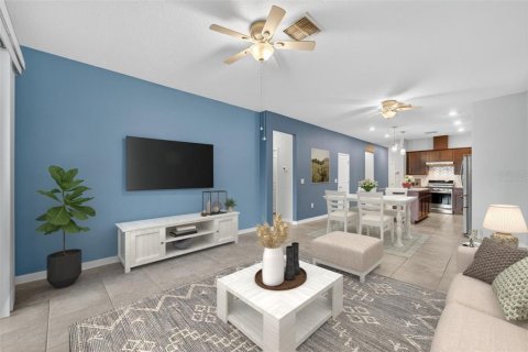 Casa en venta en Land O' Lakes, Florida, 2 dormitorios, 130.06 m2 № 1917188 - foto 10