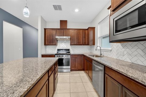 Casa en venta en Land O' Lakes, Florida, 2 dormitorios, 130.06 m2 № 1917188 - foto 13