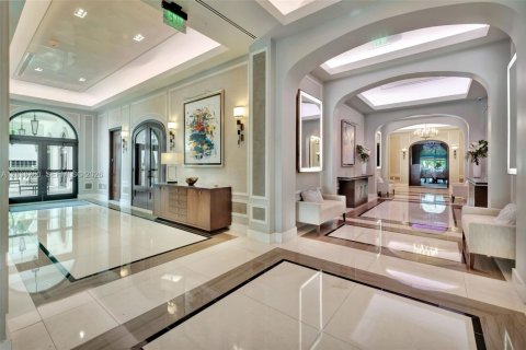 Condo in Aventura, Florida, 6 bedrooms  № 2397383 - photo 21