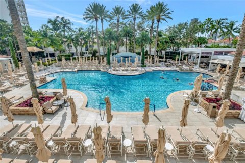 Condo in Aventura, Florida, 6 bedrooms  № 2397383 - photo 11