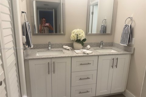 Condominio en alquiler en Weston, Florida, 2 dormitorios, 114.36 m2 № 2084039 - foto 14