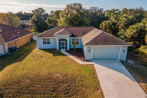 Villa ou maison à vendre à North Port, Floride: 3 chambres, 165.09 m2 № 1886071 - photo 1