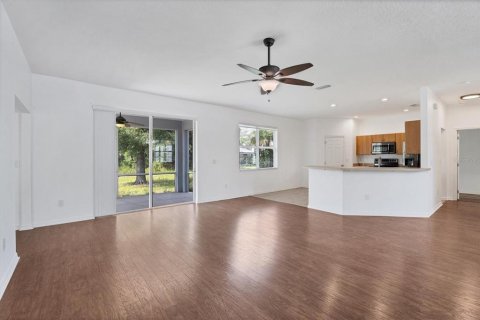 Villa ou maison à vendre à North Port, Floride: 3 chambres, 165.09 m2 № 1886071 - photo 6