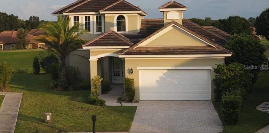 Villa ou maison à Davenport, Floride 4 chambres, 248.14 m2 № 2304561