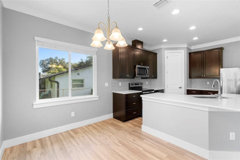 House in Longwood, Florida 3 bedrooms, 149.29 sq.m. № 1835369 - photo 14