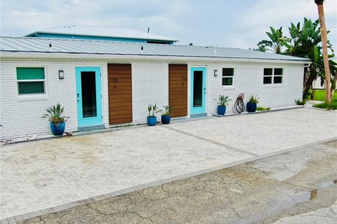 Condominio en Longboat Key, Florida, 2 dormitorios  № 2318775
