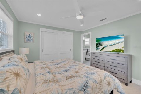 Condo in Longboat Key, Florida, 2 bedrooms  № 2318775 - photo 27