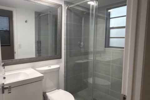 Condo in Margate, Florida, 2 bedrooms  № 2083302 - photo 20