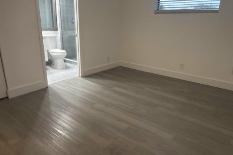 Condo in Margate, Florida, 2 bedrooms  № 2083302 - photo 17