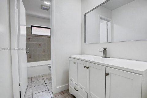 Купить кондоминиум в Санрайз, Флорида 3 спальни, 153.29м2, № 1895885 - фото 11