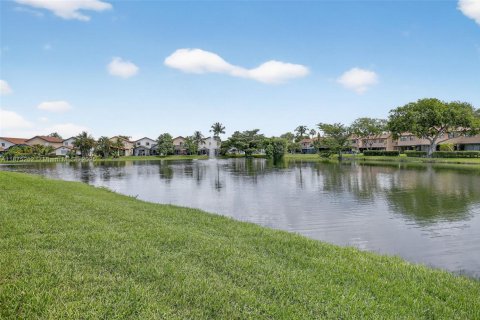 Купить кондоминиум в Санрайз, Флорида 3 спальни, 153.29м2, № 1895885 - фото 2