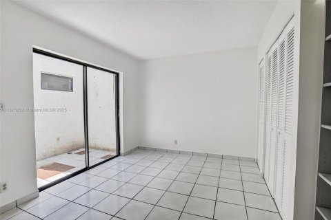 Купить кондоминиум в Санрайз, Флорида 3 спальни, 153.29м2, № 1895885 - фото 15