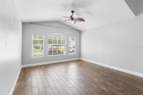House in Tarpon Springs, Florida 3 bedrooms, 151.06 sq.m. № 2337282 - photo 17