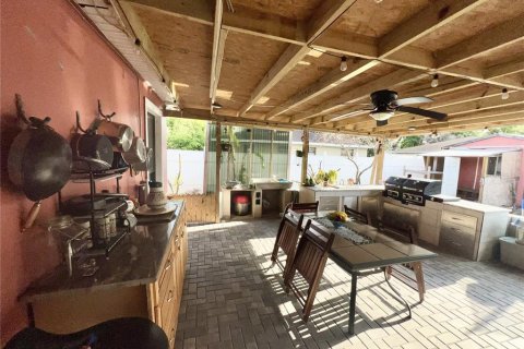 Casa en venta en Tampa, Florida, 3 dormitorios, 137.5 m2 № 2115530 - foto 16