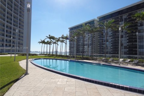 Copropriété à louer à Miami, Floride: 1 chambre, 70.7 m2 № 2076671 - photo 27