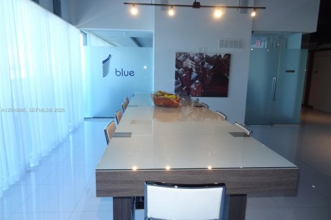 Copropriété à louer à Miami, Floride: 1 chambre, 70.7 m2 № 2076671 - photo 17
