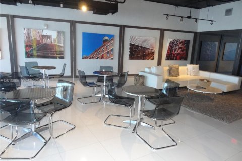 Copropriété à louer à Miami, Floride: 1 chambre, 70.7 m2 № 2076671 - photo 18