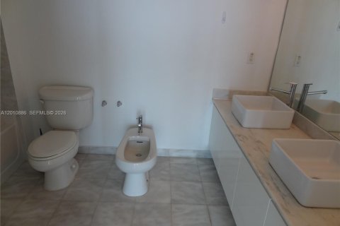 Copropriété à louer à Miami, Floride: 1 chambre, 70.7 m2 № 2076671 - photo 12