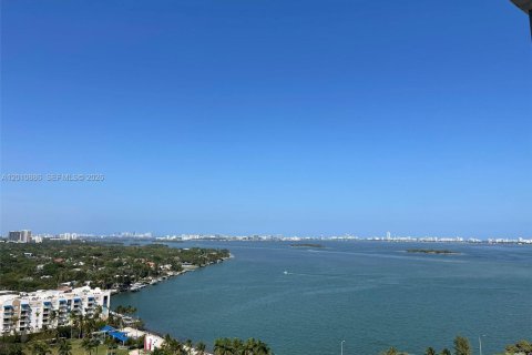 Copropriété à louer à Miami, Floride: 1 chambre, 70.7 m2 № 2076671 - photo 2