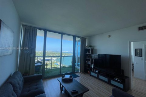 Copropriété à louer à Miami, Floride: 1 chambre, 70.7 m2 № 2076671 - photo 3