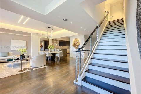 Condo in Hollywood, Florida, 2 bedrooms  № 1992902 - photo 2