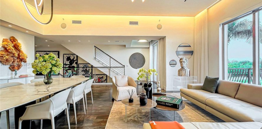 Condo in Hollywood, Florida, 2 bedrooms  № 1992902