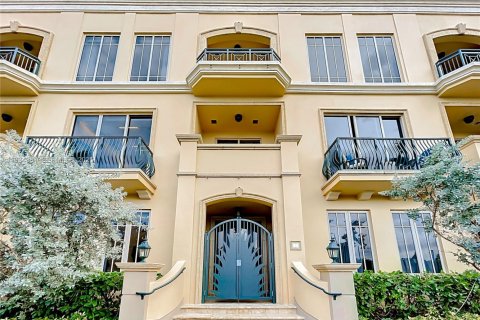 Condo in Hollywood, Florida, 2 bedrooms  № 1992902 - photo 3