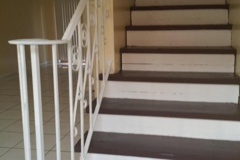 Adosado en venta en Lauderhill, Florida, 2 dormitorios, 87.33 m2 № 2242006 - foto 6