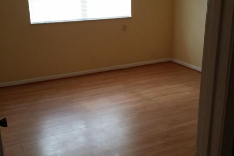 Adosado en venta en Lauderhill, Florida, 2 dormitorios, 87.33 m2 № 2242006 - foto 10