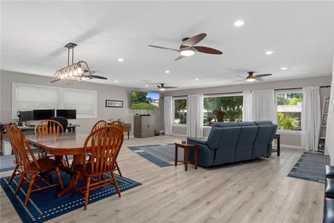 Casa en venta en Homosassa, Florida, 3 dormitorios, 232.81 m2 № 2386265 - foto 12