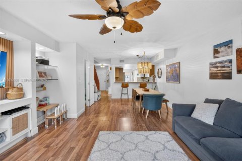 Adosado en venta en Davie, Florida, 2 dormitorios, 123.37 m2 № 2090357 - foto 17